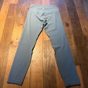 Mystic green aligns size 6